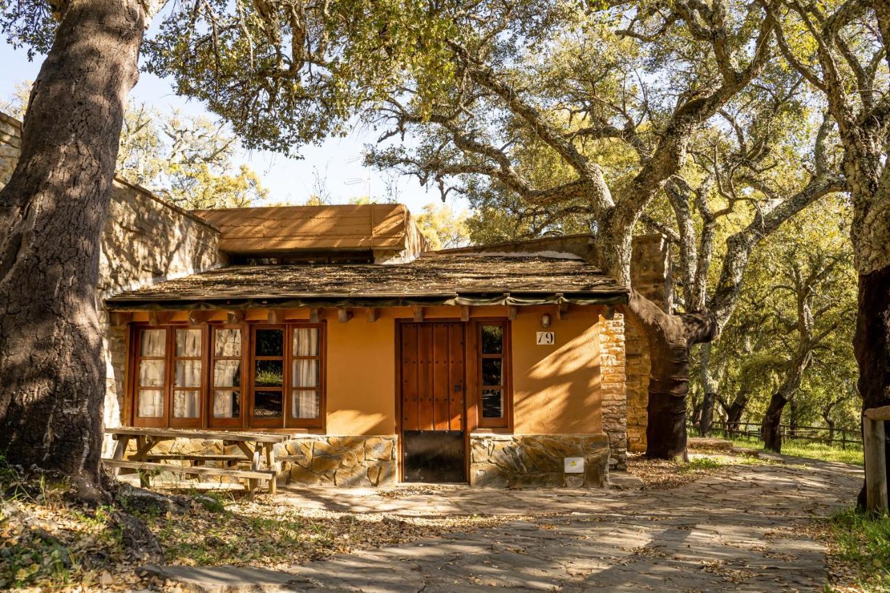 Albergue Inturjoven Cortes De La Frontera Exterior foto