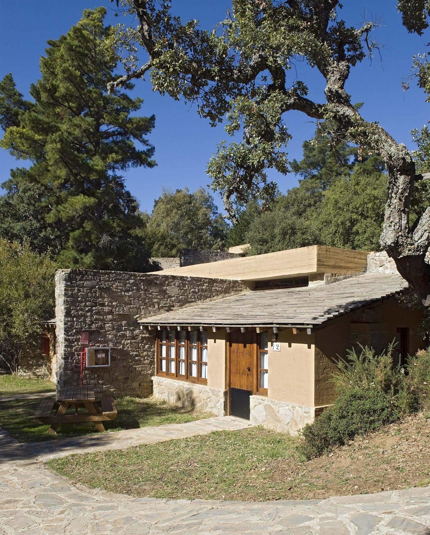 Albergue Inturjoven Cortes De La Frontera Exterior foto